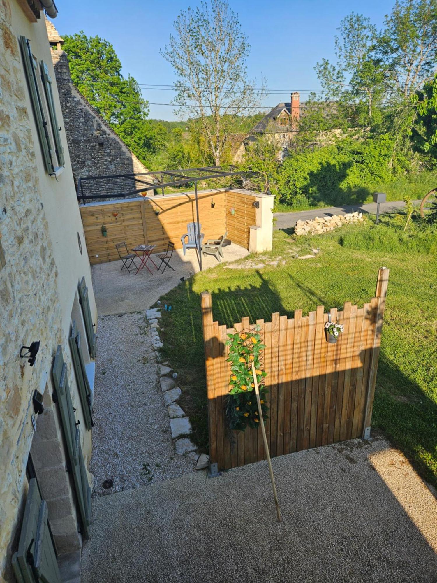 Le Pigeonnier De Coupiac Hotel Gourdon-en-quercy Bagian luar foto